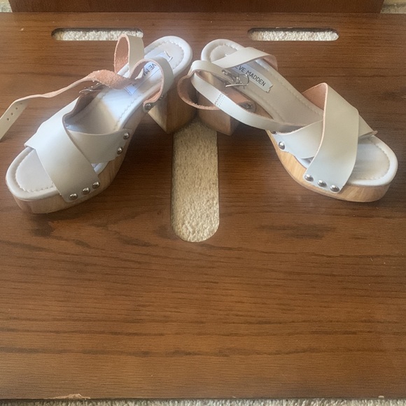 Steve Madden chunky heel sandals - Picture 2 of 3